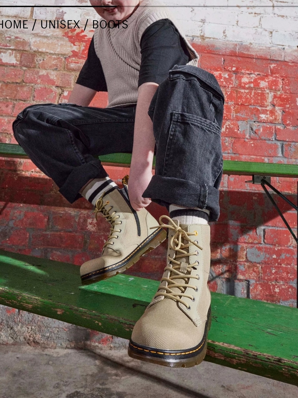 Dr. Martens Junior Combs Extra Tough Utility Light Olive Boots Size 2 NWOB